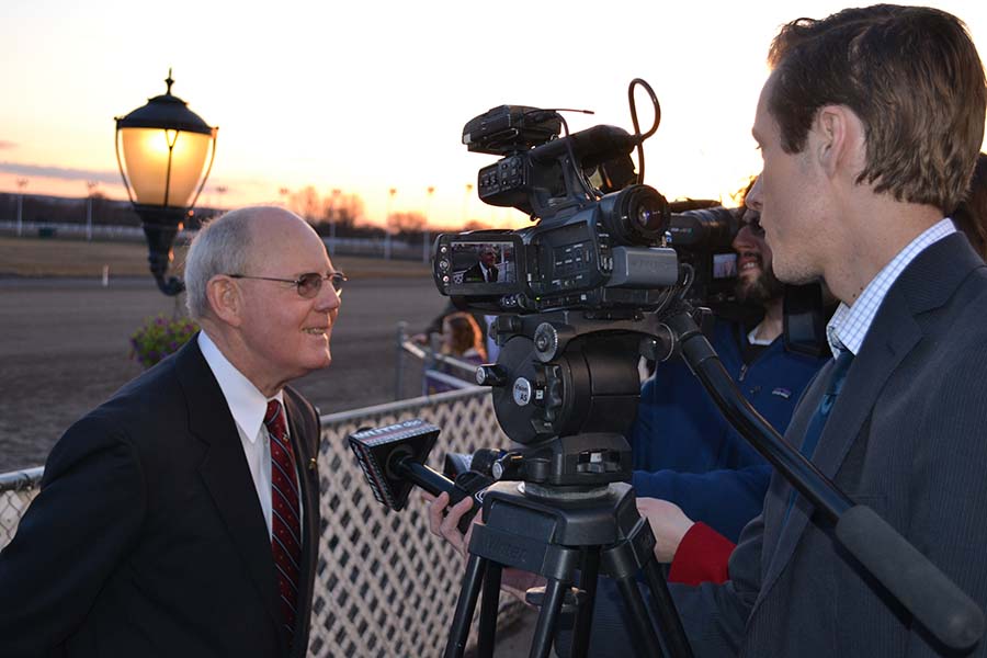 TV reporters capture Jim Moran during the sunset of his career. (Photo: Bill DeLapp | Syracuse New Times)