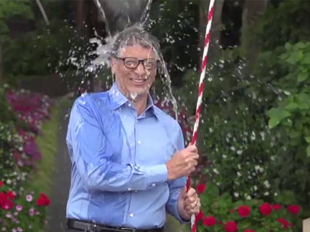 Bill Gates completing the ALS #icebucketchallenge