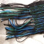 put-fringe-knitted-scarf_ff8c197b6e6c7ff