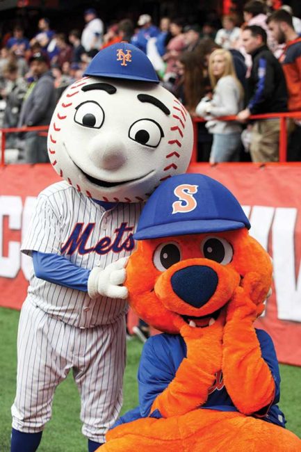 2019 Syracuse Mets Scooch Mascot